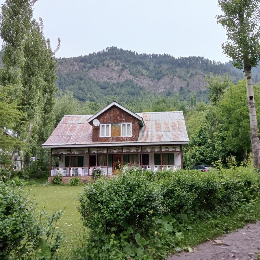 Pk Cottage Pahalgam Exterior photo