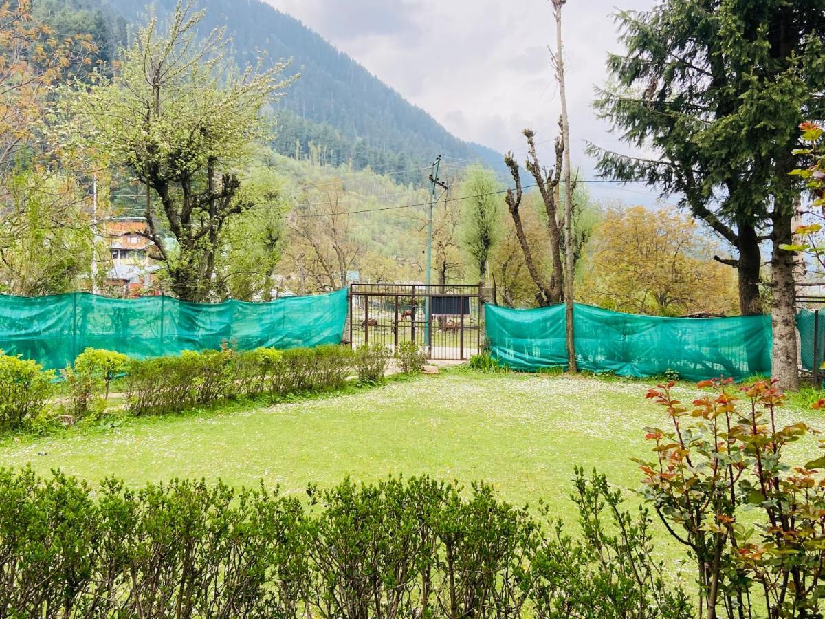 Pk Cottage Pahalgam Exterior photo